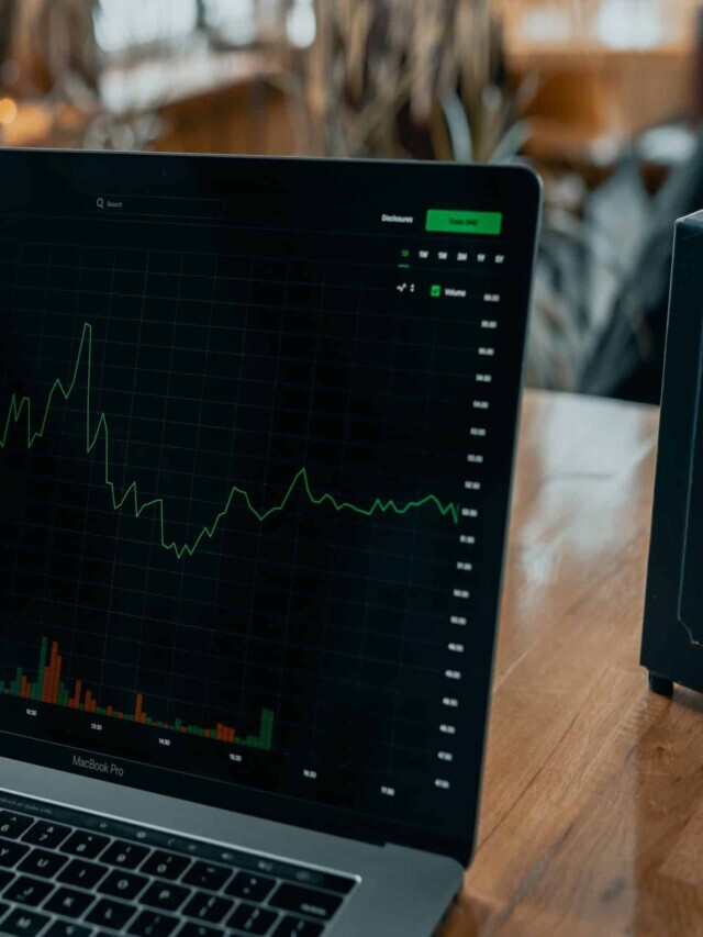 Invest with These 6 Brokerages and Get Free Stocks Story