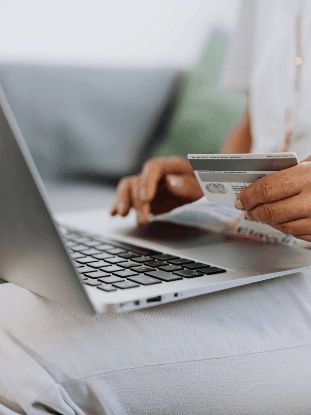 Best And Worst Ways to Use Credit Cards Story