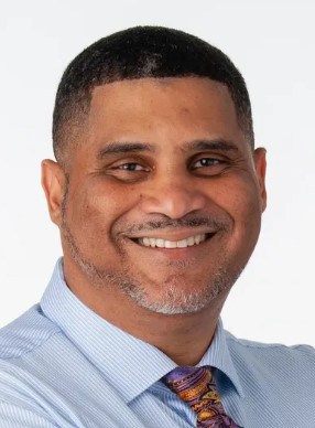 Headshot of Steven L. Crawford, CFF®, MBA