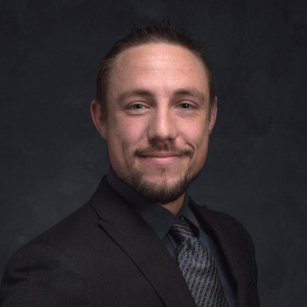 Headshot of Darin Kight, CBDA