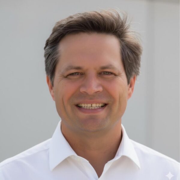 Headshot of Herman Schroeder, CFA