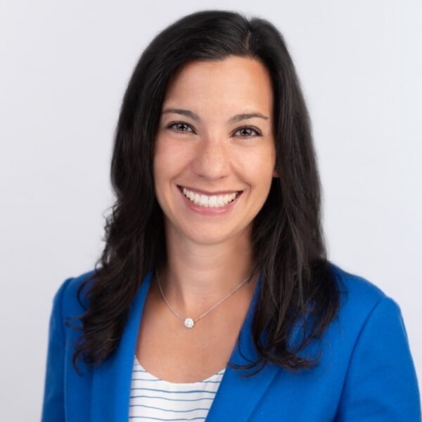 Headshot of Lauren Katz Madera, CFA