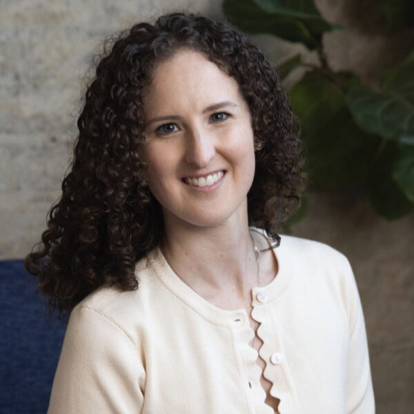 Headshot of Theresa Pablos, CFP®