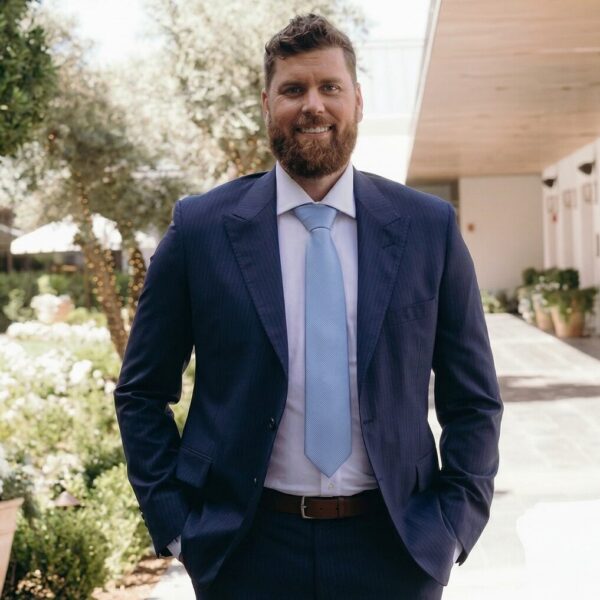 Headshot of Winston Waring, ChFC®, CLU®