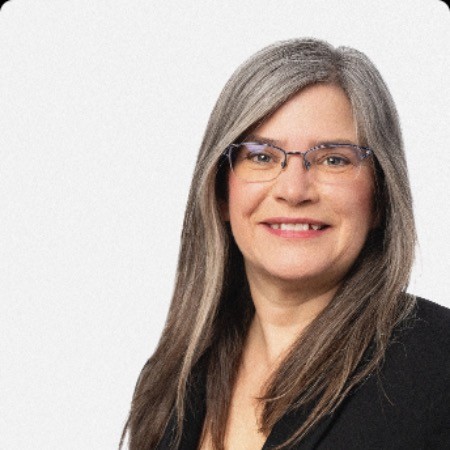 Headshot of Liana Poodiack, CFP®