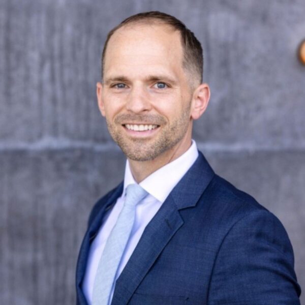 Headshot of Trent White, CFP®, JD, LLM