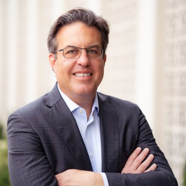 Headshot of Clint Campbell, CFA®, CFP®, CPWA®