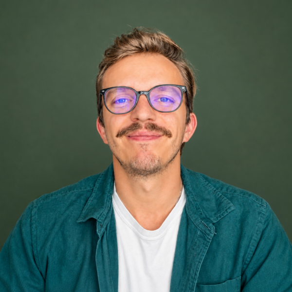 Headshot of Pijus Bulvinas, CFP®